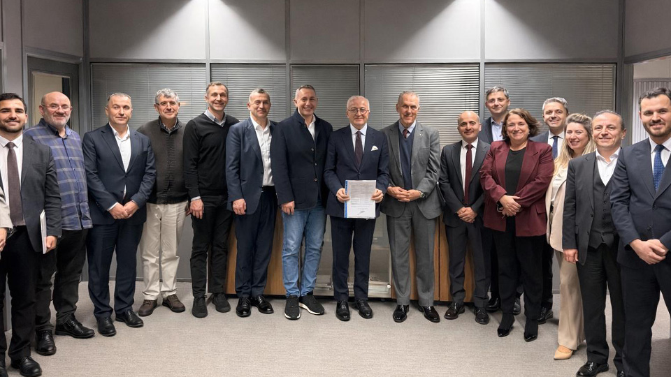 Aksa Doğalgaz AGDAŞ'ı bünyesine kattı